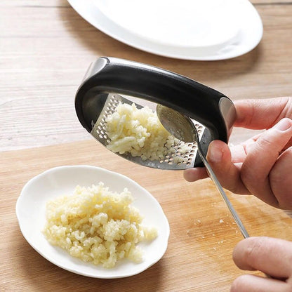 1Pc Garlic Mincer