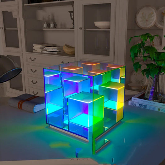 Cube/Triangle LED Lamp